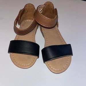 Old navy toddler girls sandals